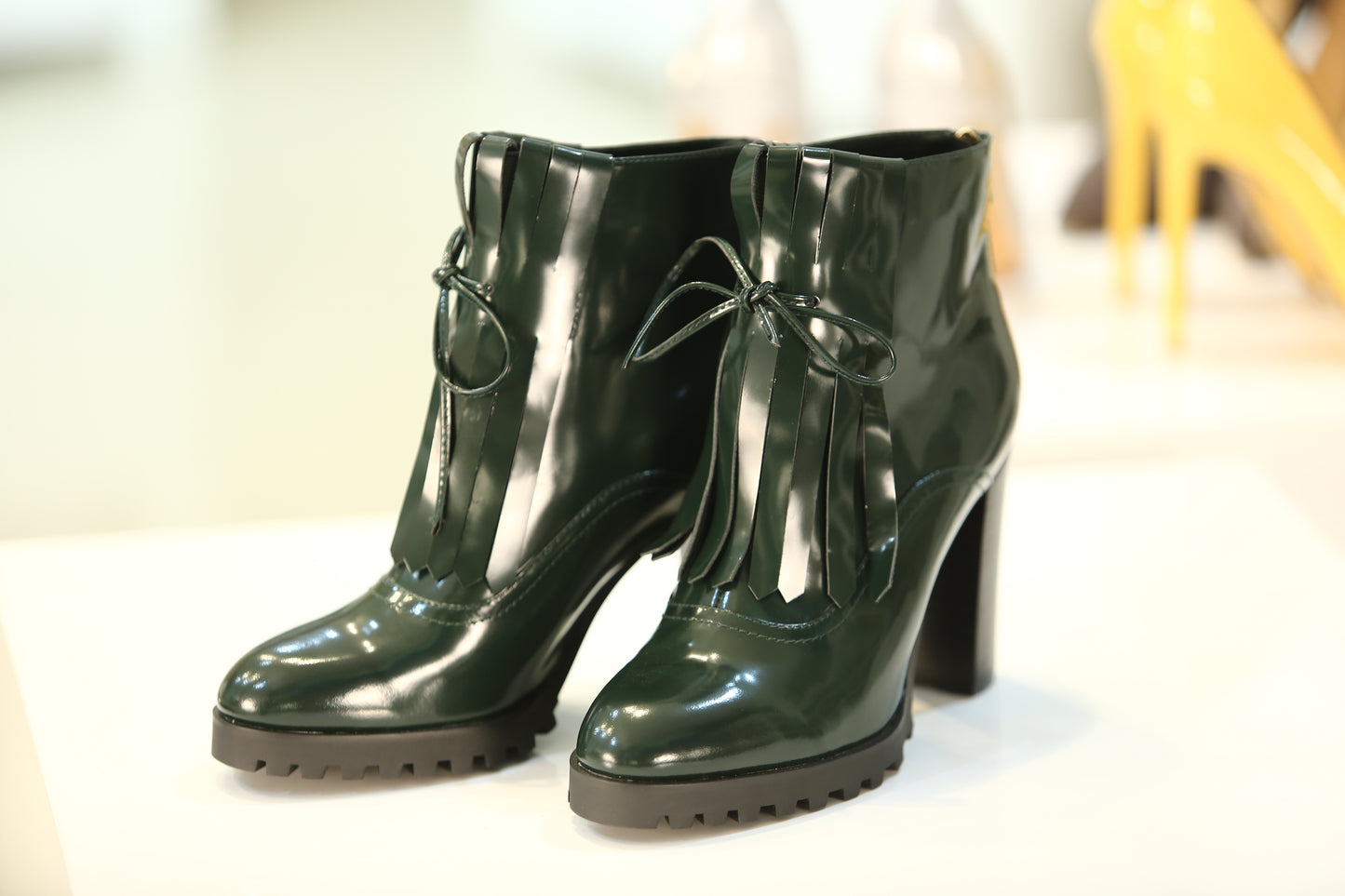 Emerald Noir Fringe boots 90