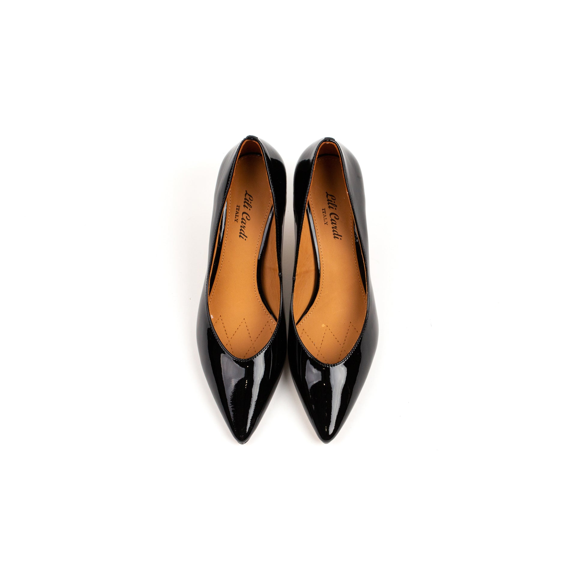 Spool 64 mm Patent Leather Pumps with White Lacquered Spool Heel - Pair in Black from Top